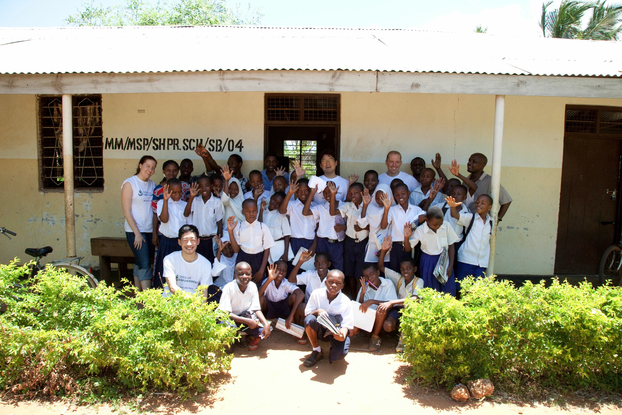 College students travel to Tanzania for SMILE and 1001 Stories projects